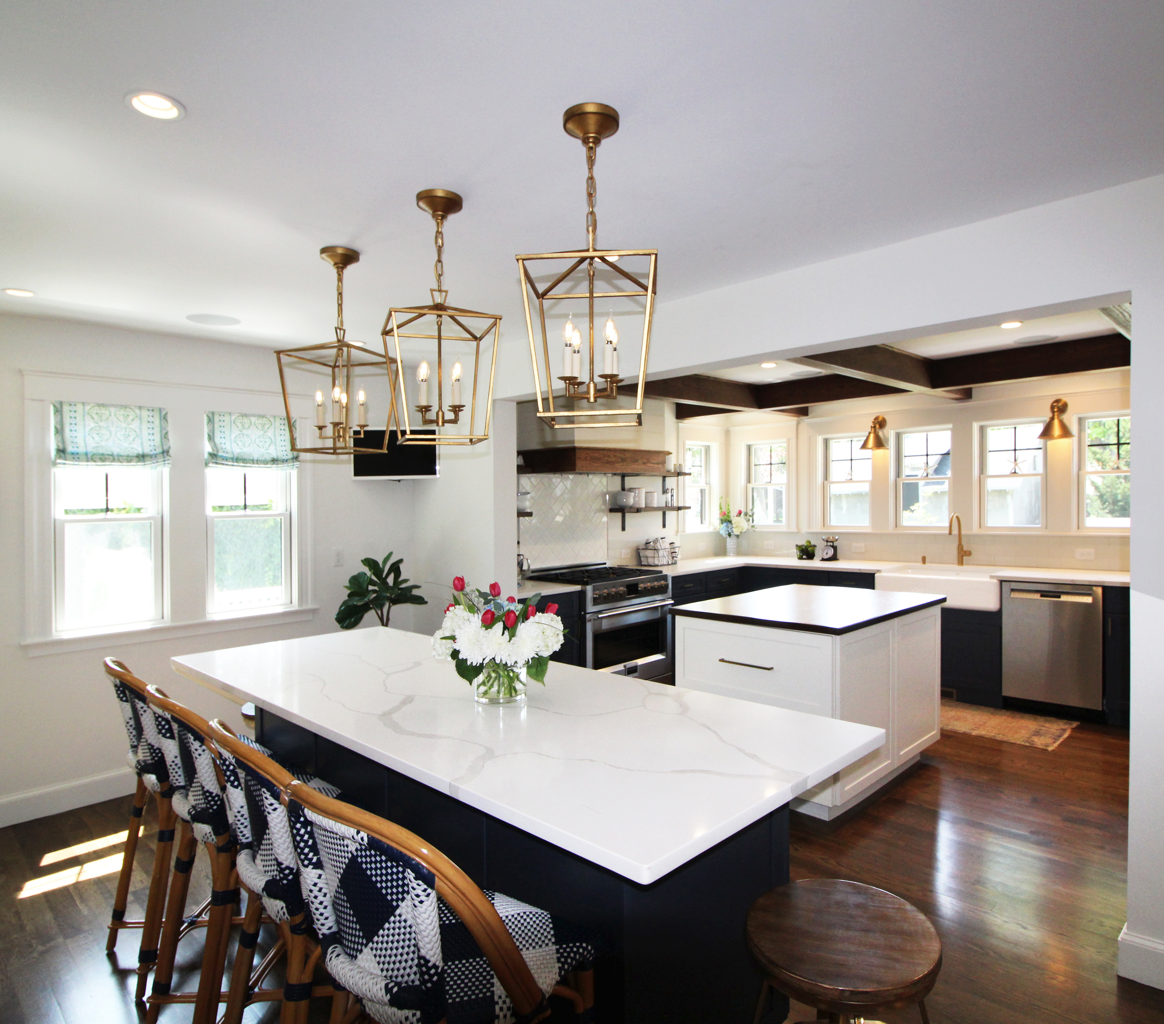 Damon Residence Kitchen 01